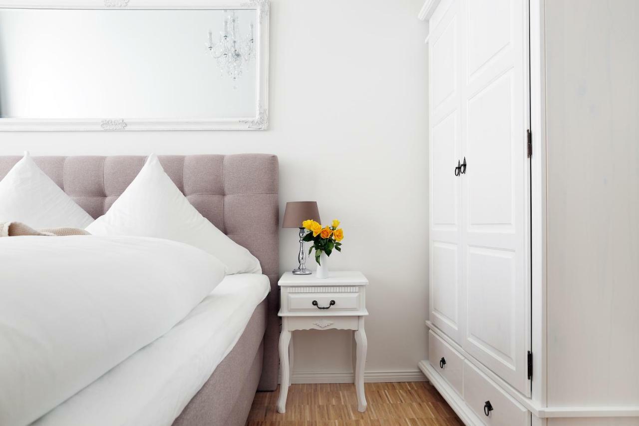 Sc 02 By Rockchair Apartments L Superhost Status L 4 Bedrooms Boxspringbeds 2 Bathrooms Balcony Elevator - Cozy Family & Business Flair Welcomes You! Берлин Экстерьер фото
